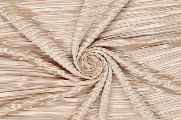 Plisse-stof-metallic-lizzy-zand-x1280