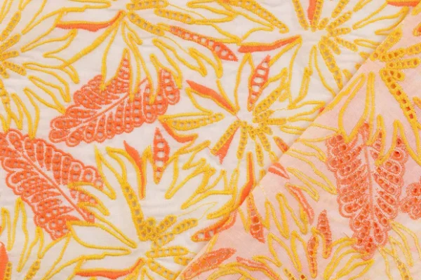 Broderie-stof-geborduurde-bloemen-y52-3