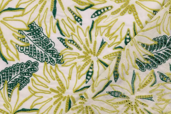 Broderie-stof-geborduurde-bloemen-y53-3