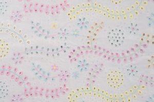 Broderie-stof-qjutie-qj33