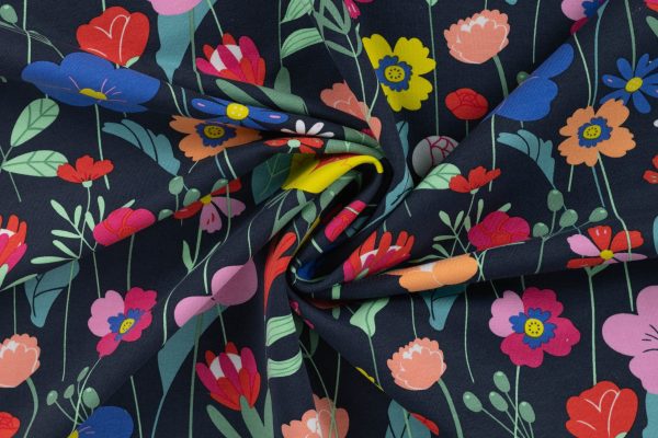 French-terry-stof-bloemen-print-qj36-2