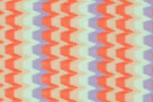 Fijne-breisel-stof-zigzag-motief-ingebreid-y221