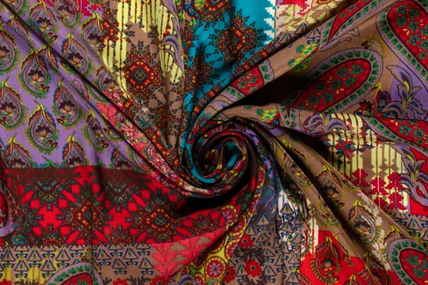 Satijn-stof-soepel-vallend-paisleyprint-y204-2