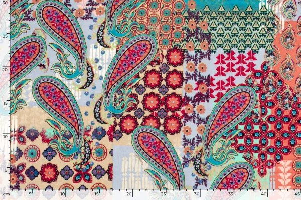Satijn-stof-soepel-vallend-paisleyprint-y205-3