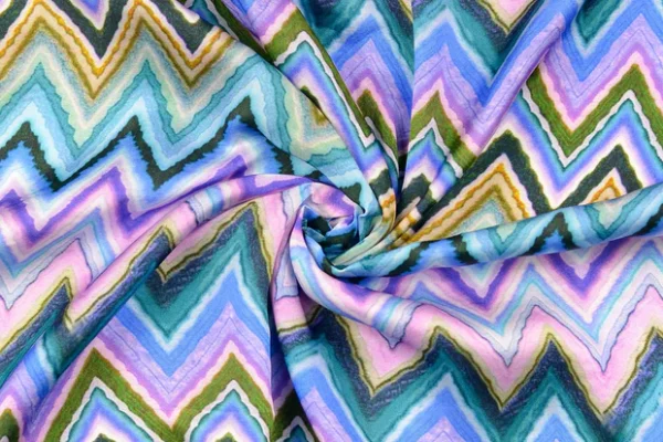 Viscose-stof-zigzag-print-y78-2