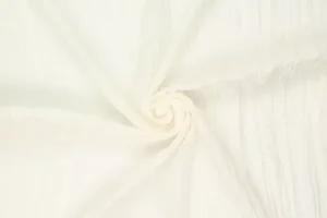 Voile-kreukel-stof-roomwit-y149