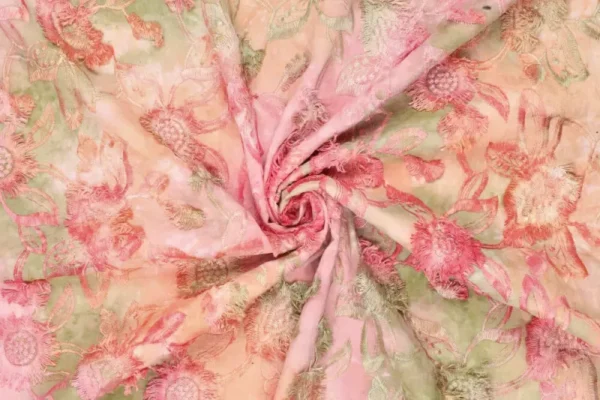 Broderie-stof-tie-dye-swingende-bloemenprint-y309-2