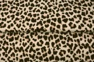 Stenzo-viscose-tricot-stof-panterprint-y530