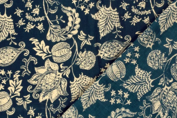 Batik-poplin-voile-katoen-stof-sierlijke-bloemenprint-y658-4
