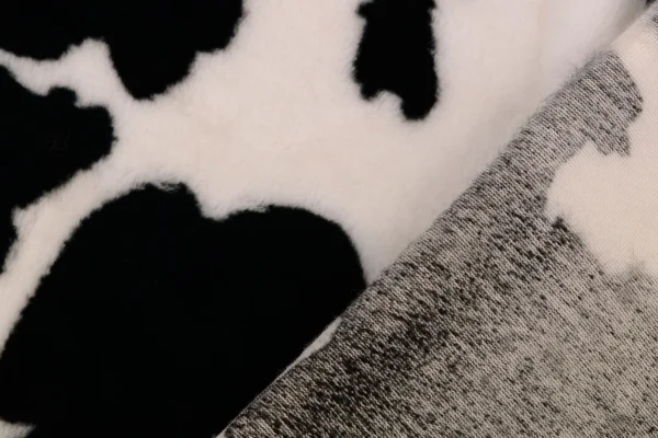 Borg-stof-faux-fur-koeienprint-y617-3