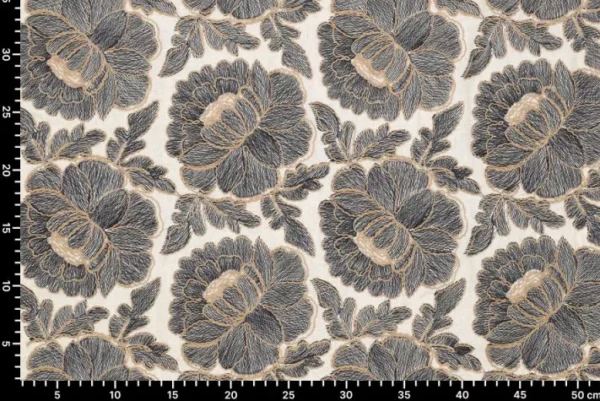 Linnen-stof-geborduurde-bloemen-Y673-3