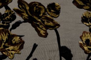 Voile-stof-fluwelen-bloemen-y790
