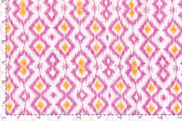 Gewatteerde-gestepte-mousseline-stof-ruit-motief-en-bloemenprint-y969-3