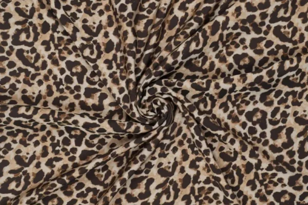 Viscose-mousseline-stof-panterprint-y1042-2