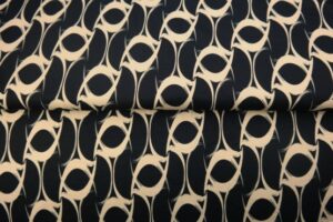 Stenzo-viscose-tricot-stof-grafische-print-y1089