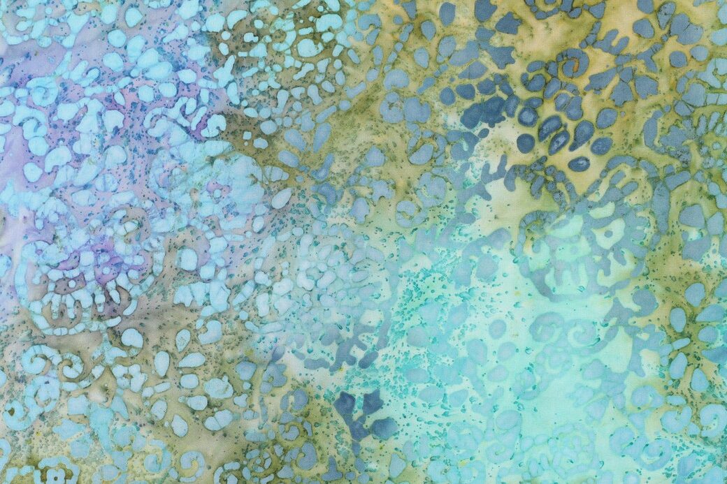 Batik-viscose-stof-abstracte-stippenprint-P167