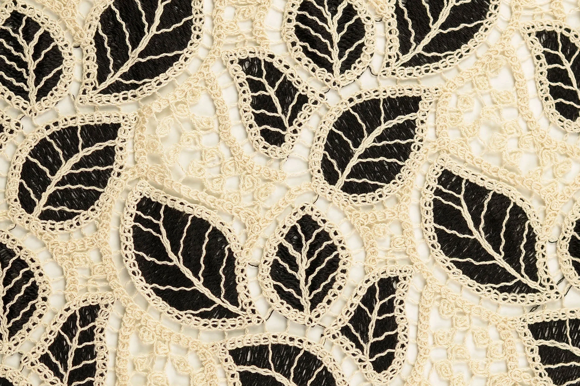 Gehaakte-kant-stof-bladmotief-P288