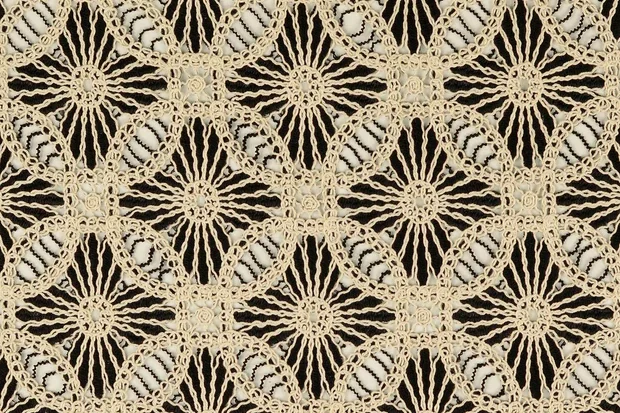 Gehaakte-kant-stof-cirkel-motief-P286