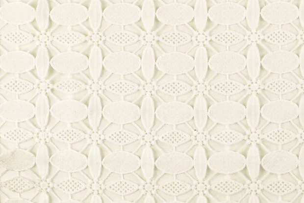 Kant-stof-ovale-motieven-met-sierrand-P279