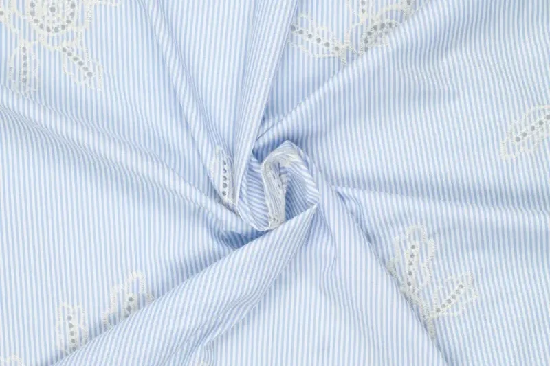 Katoen-streep-motieg-geborduurde-bloemen-P255-2