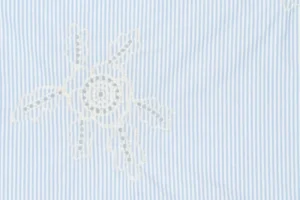 Katoen-streep-motieg-geborduurde-bloemen-P255