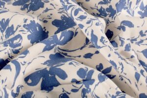 Soepel-vallende-bamboe-stof-bloemenprint-P325
