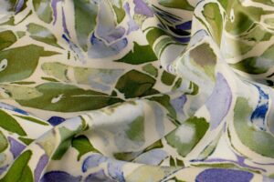 Viscose-poplin-stof-digitale-bloemenprint-P292