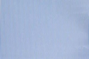 Poplin-katoen-stof-foliedruk-smalle-streep-motief-P395