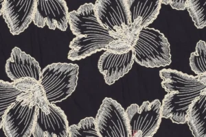 Katoen-broderie-stof-grote-bloemen-P479