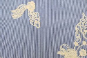 Katoen-broderie-stof-bloemen-met-blad-p574