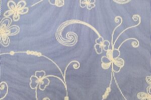 Katoen-broderie-stof-sierlijke-krullen-p569
