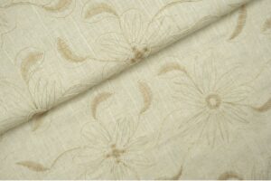 Viscose-linnen-stof-bloemen-met-blad-motief-p564