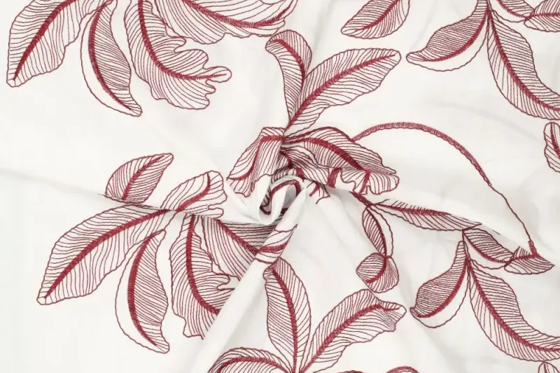 Katoen-voile-stof-geborduurde-bladeren-P684-2