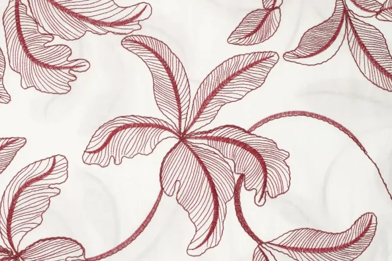 Katoen-voile-stof-geborduurde-bladeren-P684