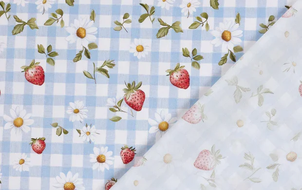 Poplin Katoen Stof, Aardbeien Print, Baby Blauw/Wit/Rood/Groen, P899-3