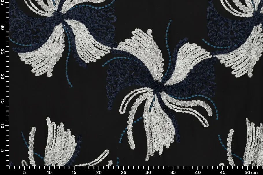 Chenille-embroidery-stof-geborduurde-bloemen-p1081-3