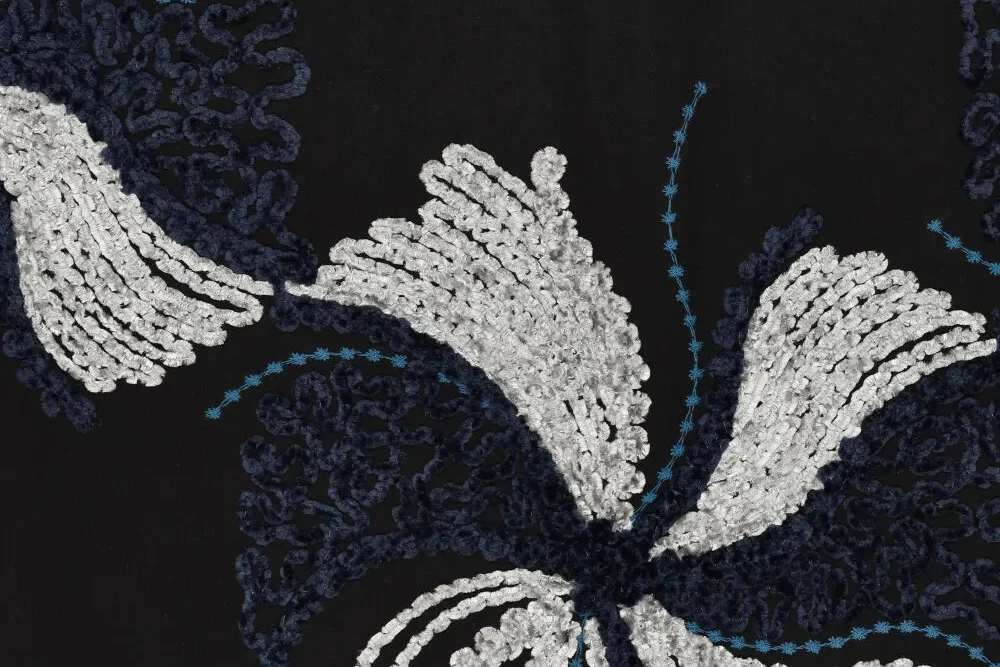 Chenille-embroidery-stof-geborduurde-bloemen-p1081
