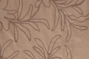 Scuba-suede-stof-geborduurde-bloemen-A.007