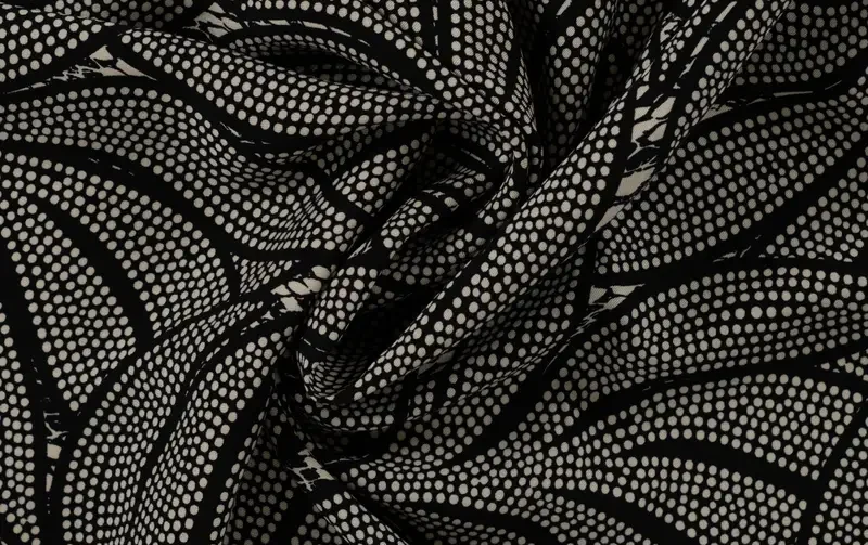 Viscose twill stof, bladeren print, zwart/wit. P974-3