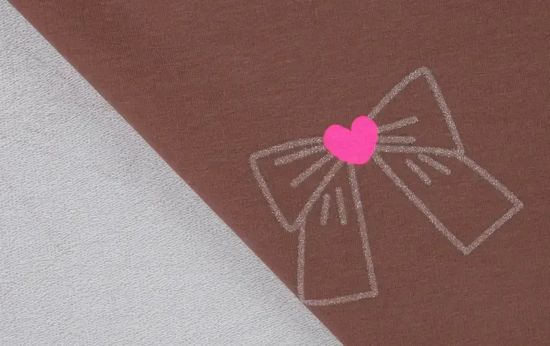 French terry stof, strikjes print glitter, bruin/roze/zilver. A.072-3
